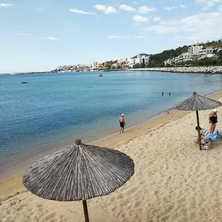 Unique Flat Of Refined Luxury And Splendid Views.